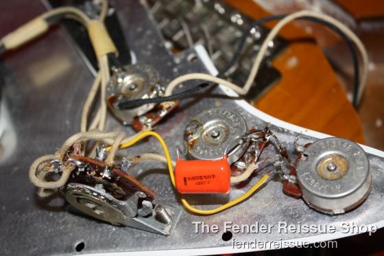 1986 Fender '62 Reissue Strat - SOLD. — 097 0