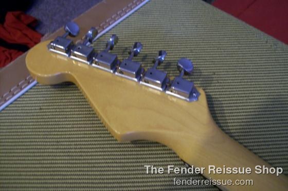 1989 Fender '62 Reissue Stratocaster SOLD — 100 0111