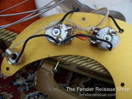 1989 Fender '57 Reissue Precision Bass. V030004 - Sold — 100 1406