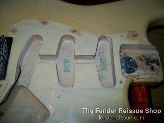 Fender 1973 strat blonde body