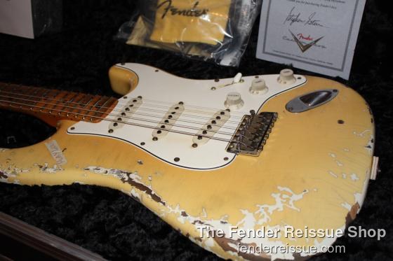 Fender Custom Shop Yngwie Malmsteen Play Loud Stratocaster SOLD. — 258