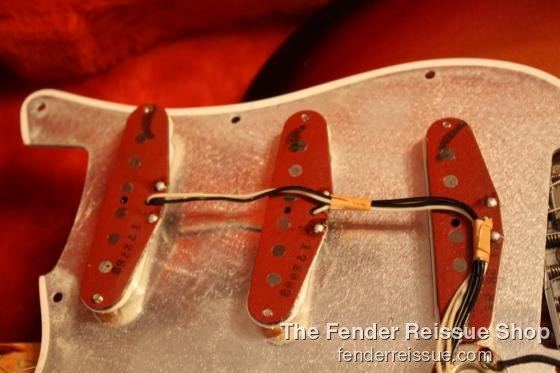 1982 Fender '62 Reissue Stratocaster. SOLD.