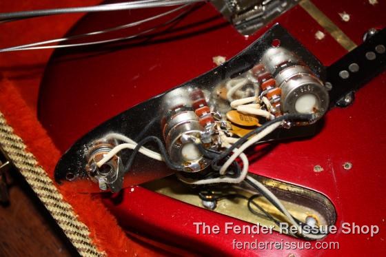 1983 Fender '62 Reissue Jazz Bass - SOLD.